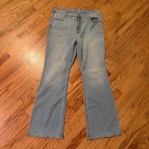 OLD NAVY WOMENS WOW FLARE DENIM JEANS LIGHT WASH HIGH RISE SIZE 14